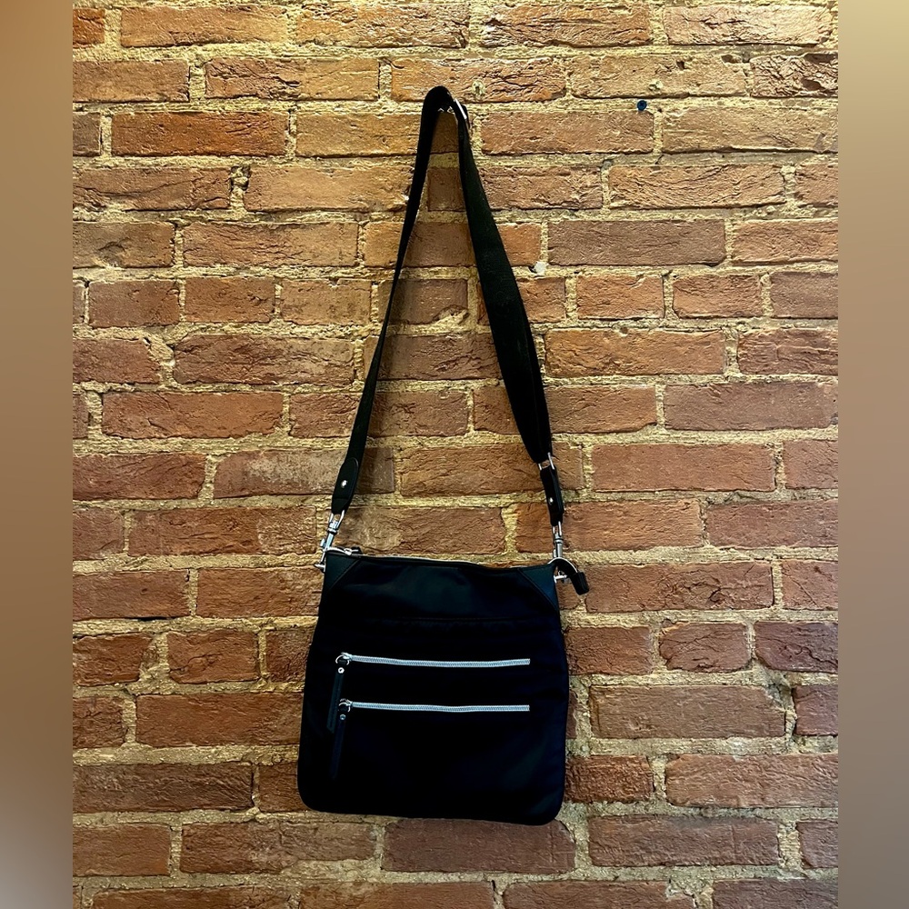 NWOT Chico's Suzie Crossbody Bag in Black Nylon